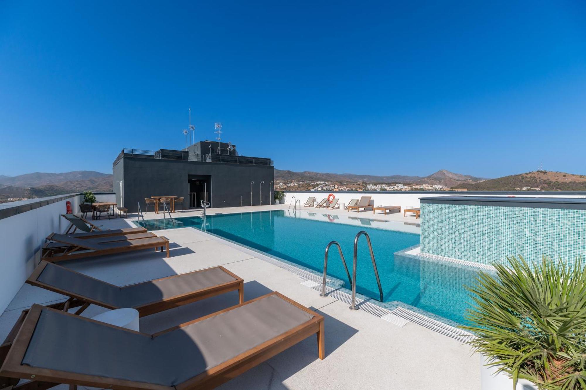 Апартаменты Xpce Urban 4 Malaga Skyline - Free Parking Экстерьер фото